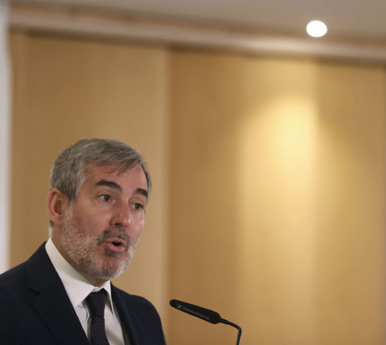 El mando único de la 'crisis de los cayucos', el espejo al que mira CC ante el repunte migratorio