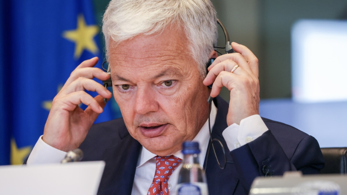 El Comisario Europeo de Justicia, Didier Reynders, asiste a una audiencia sobre el Informe sobre el Estado de Derecho