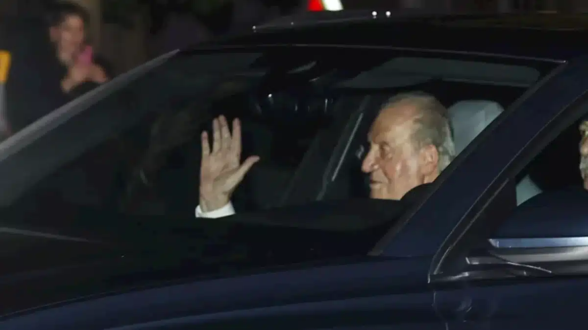 El Rey emérito llega al Palacio de El Pardo para la celebración familiar en honor a la princesa Leonor