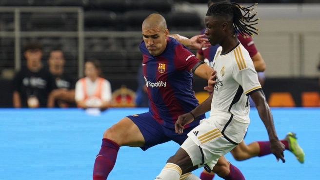 Oriol Romeu con el Barcelona frente al Real Madrid Oriol Romeu