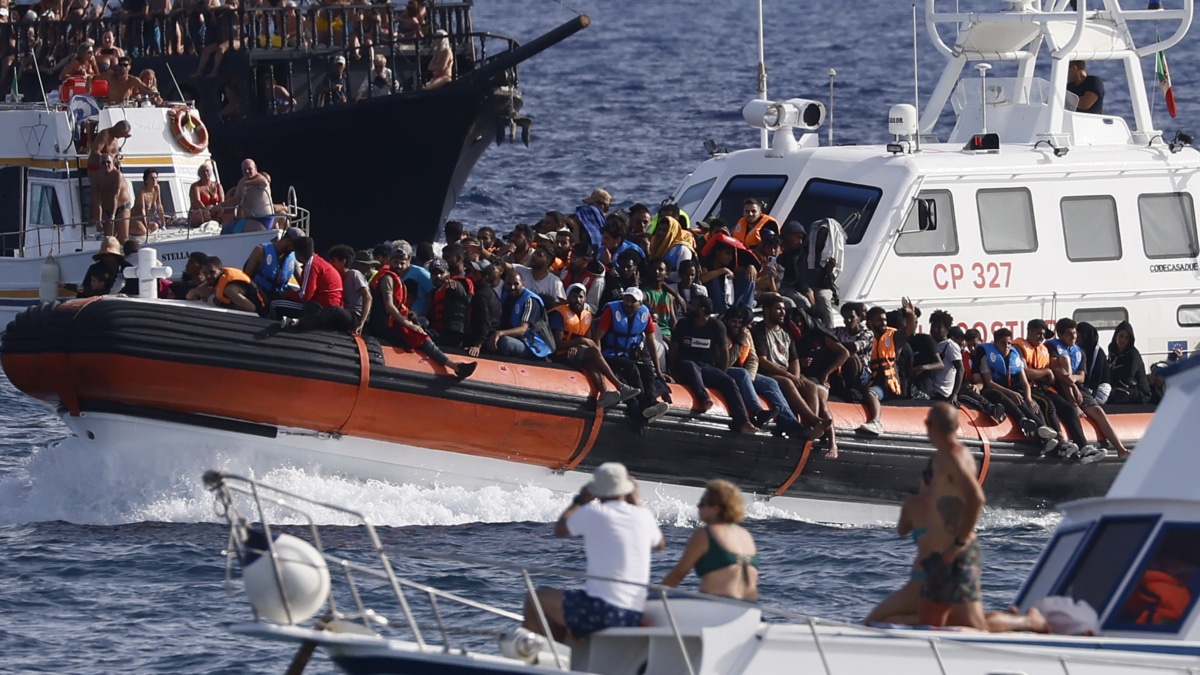 Migrantes en Lampedusa