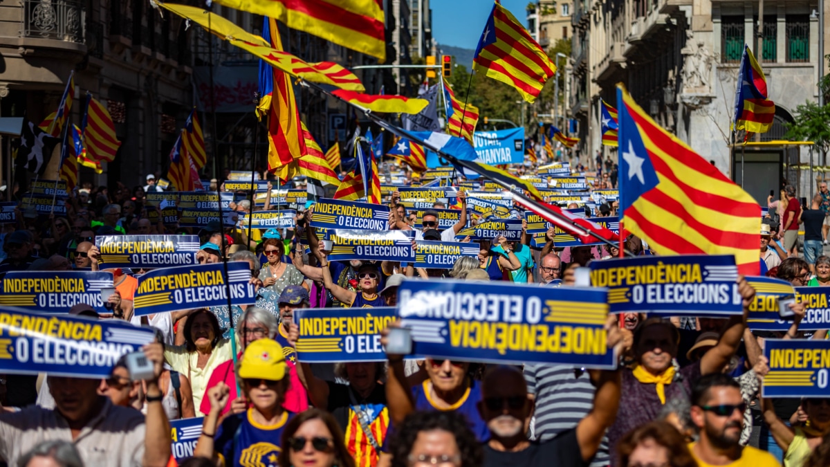 ANC, Ponsatí o la CUP presionan para romper con el PSOE si no hay referéndum