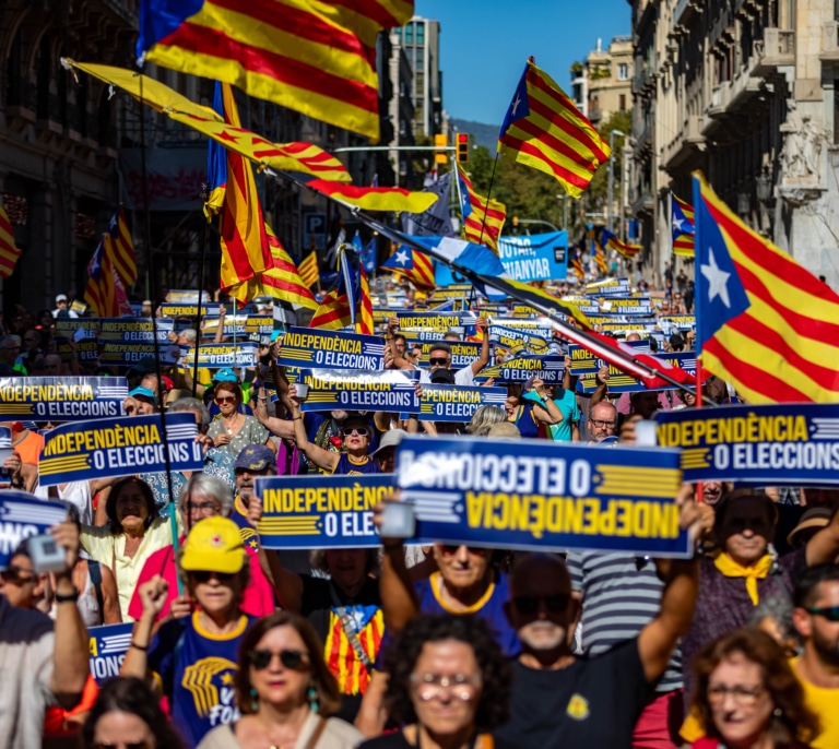 ANC, Ponsatí o la CUP presionan para romper con el PSOE si no hay referéndum