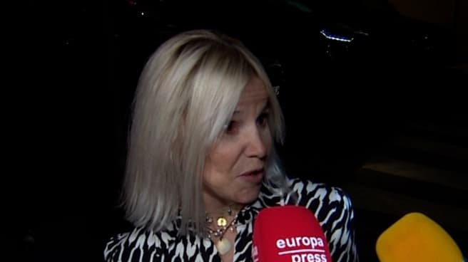 Eugenia Martínez de Irujo responde a su hermano Cayetano en el funeral de Marta Chávarri Eugenia Martínez de Irujo responde a su hermano Cayetano en el funeral de Marta Chávarri