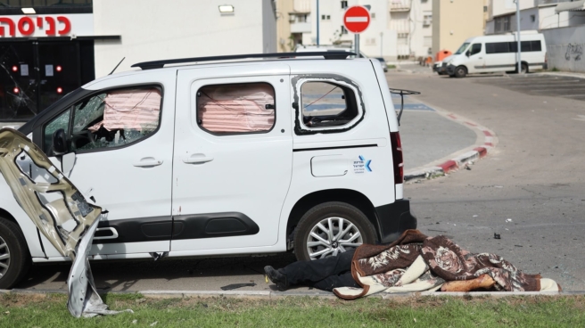 Cuerpo de un israelí asesinado durante el ataque de Hamás. Cuerpo de un israelí caído durante el ataque de Hamás.