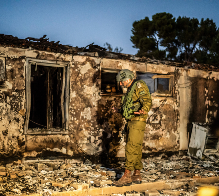 El ejército israelí pide perdón por haber matado a 13 civiles israelíes en un kibutz el 7 de octubre