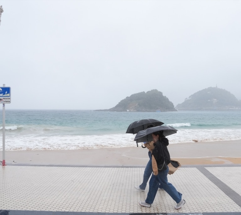 Llega a España la borrasca Babet: alerta por vientos y precipitaciones