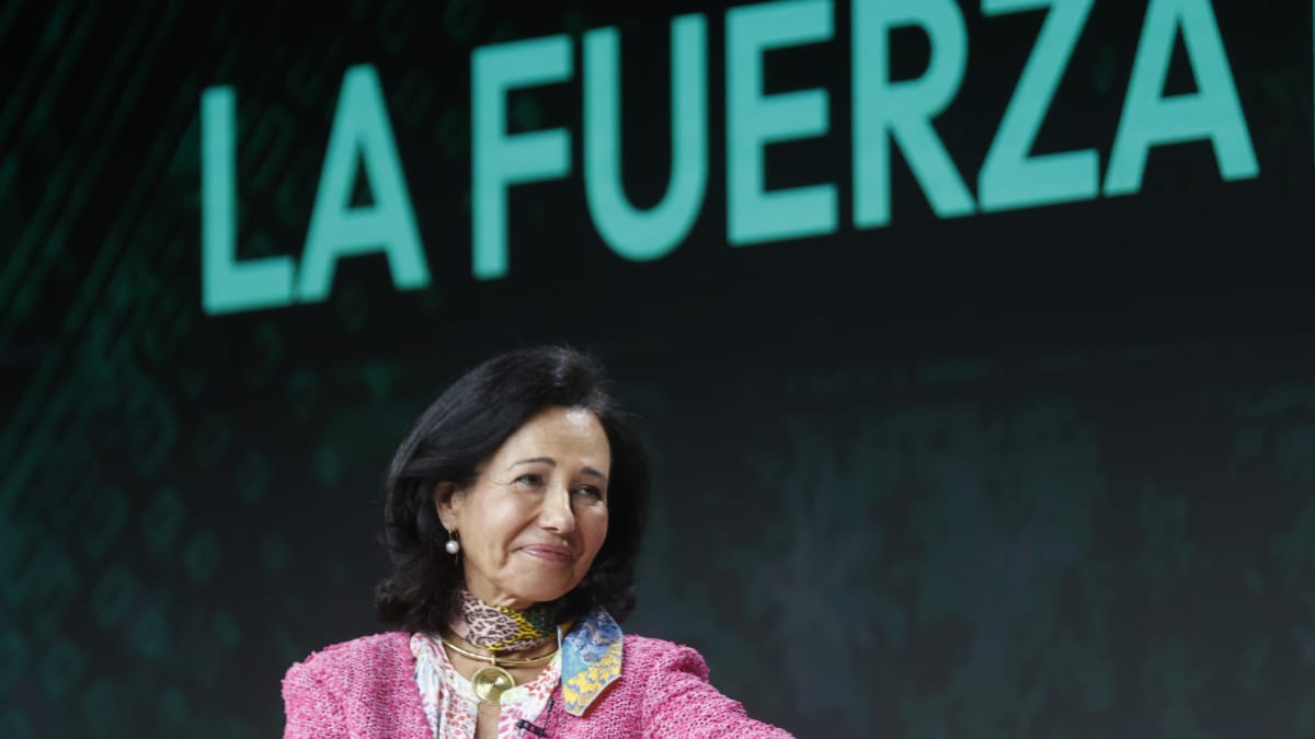 La presidenta del banco Santander Ana Botín, durante su intervención este lunes el XXVI Congreso Nacional de la Empresa Familiar, que se celebra en Bilbao