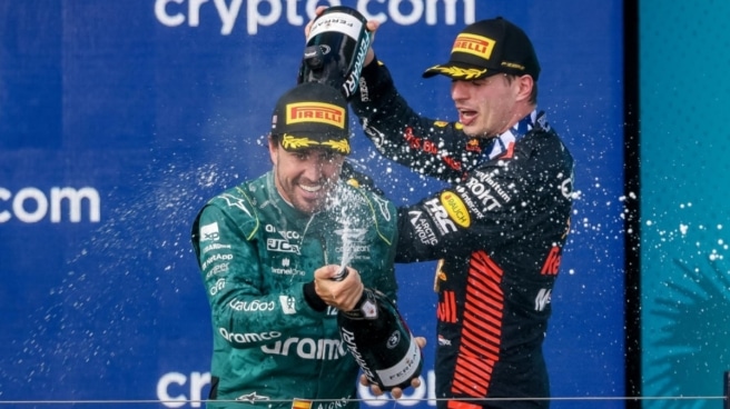 Fernando Alonso y Max Verstappen, piloto de Red Bull Fernando Alonso y Max Verstappen