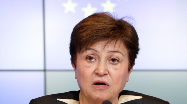 FMI (2) La directora del FMI, Kristalina Georgieva, en una rueda de prensa en Luxemburgo.
