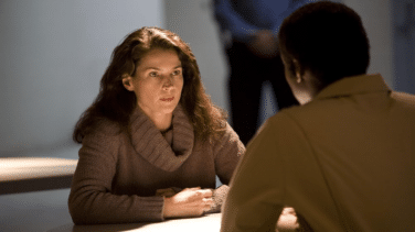 Julia Ormond abre la veda: denuncia no solo a Weinstein sino también a sus encubridores