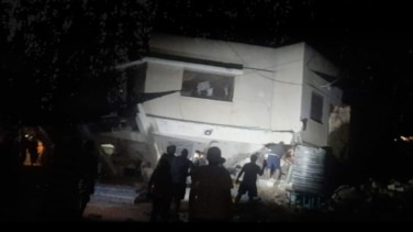 Una iglesia de Gaza, blanco de los ataques aéreos de Israel: "Es un crimen de guerra"