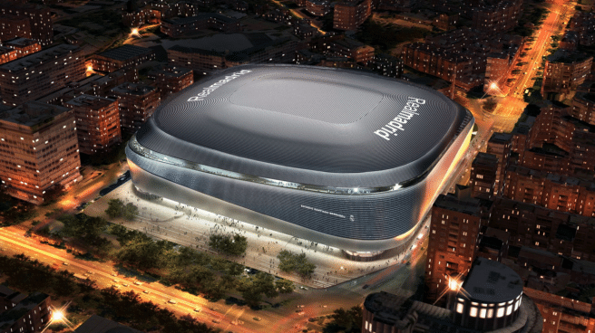 los 10 estadios más grandes de España El proyecto de formas del recinto de Santiago Bernabéu, que es uno de los 10 estadios más grandes de España