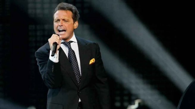 Luis Miguel actuará en el Estadio Santiago Bernabéu después de seis años sin pisar escenarios españoles Luis Miguel actuará en el Estadio Santiago Bernabéu después de seis años sin pisar escenarios españoles