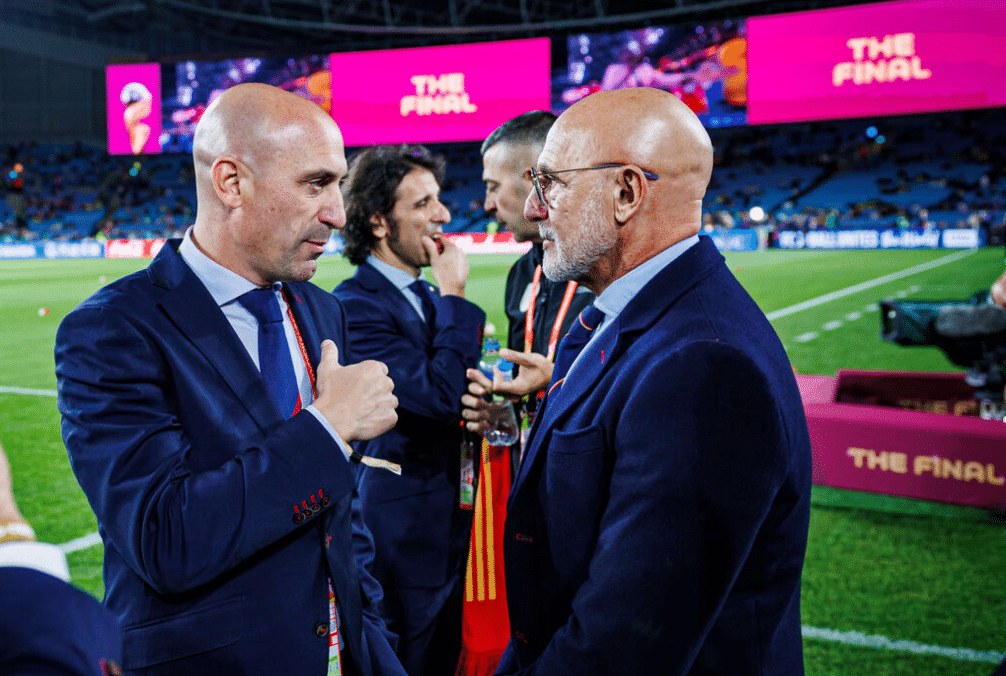 Luis Rubiales y Luis de la Fuente en la final del mundial femenino en Sídney el pasado 20 de agosto
