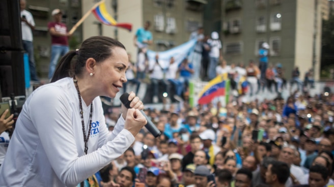 MariaCorina-Machado-Venezuela-primarias-oposicion María Corina Machado, candidata en las primarias, en un mitin