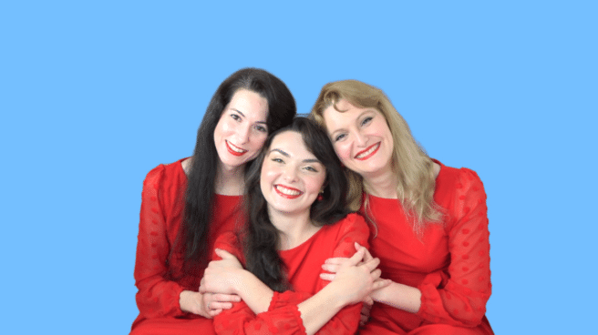 Montserrat, Patricia y Flor Bellido Durán, componentes de Mariah's Pop. Montserrat, Patricia y Flor Bellido Durán, componentes de Mariah's Pop.