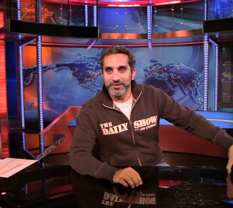 Bassem Youssef, el cómico que se ríe de la guerra: "Estoy casado con una de Gaza y usa a mis hijos de escudos humanos"