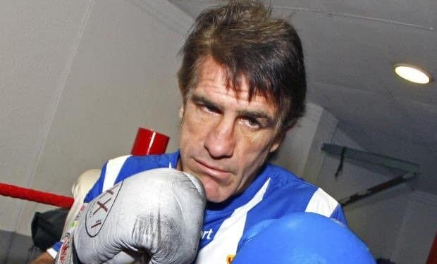 Muere el exboxeador Xavi Moya, tres veces campeón de España, en un accidente de tráfico