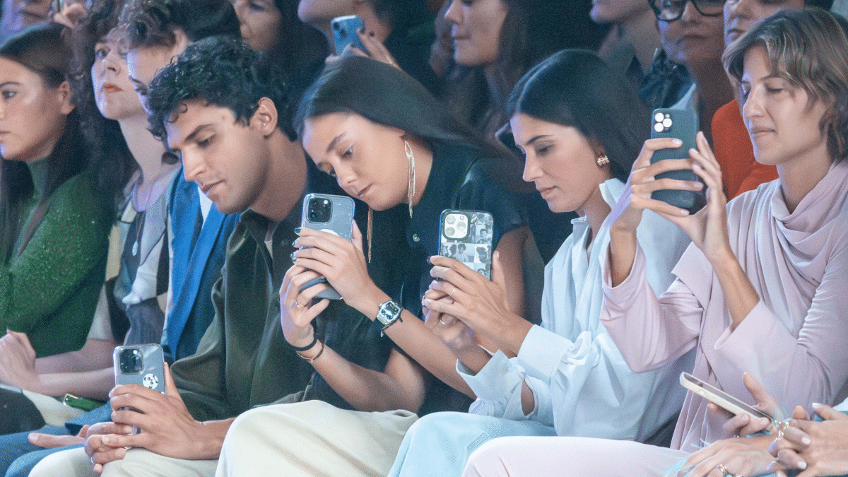 Tomás Páramo, Victoria Federica y María García de Jaime en la 'front row' del desfile de Ynés Suelves en la MBFWM, el pasado mes de septiembre.