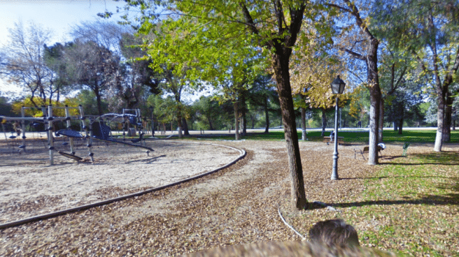 Muere un hombre de 42 años al caer de cabeza cuando otra persona le manteaba para celebrar una pachanga Parque Emperatriz
