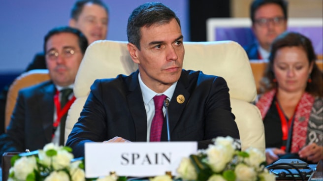 El presidente del Gobierno en funciones, Pedro Sánchez, ayer sábado en la cumbre por la paz de El Cairo. El presidente del Gobierno en funciones, Pedro Sánchez, ayer sábado en la cumbre por la paz de El Cairo.
