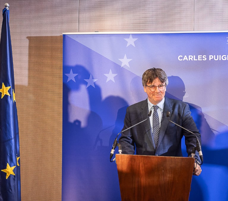 Puigdemont reacciona a la advertencia de Illa: la independencia es "la única manera de continuar existiendo" de Cataluña