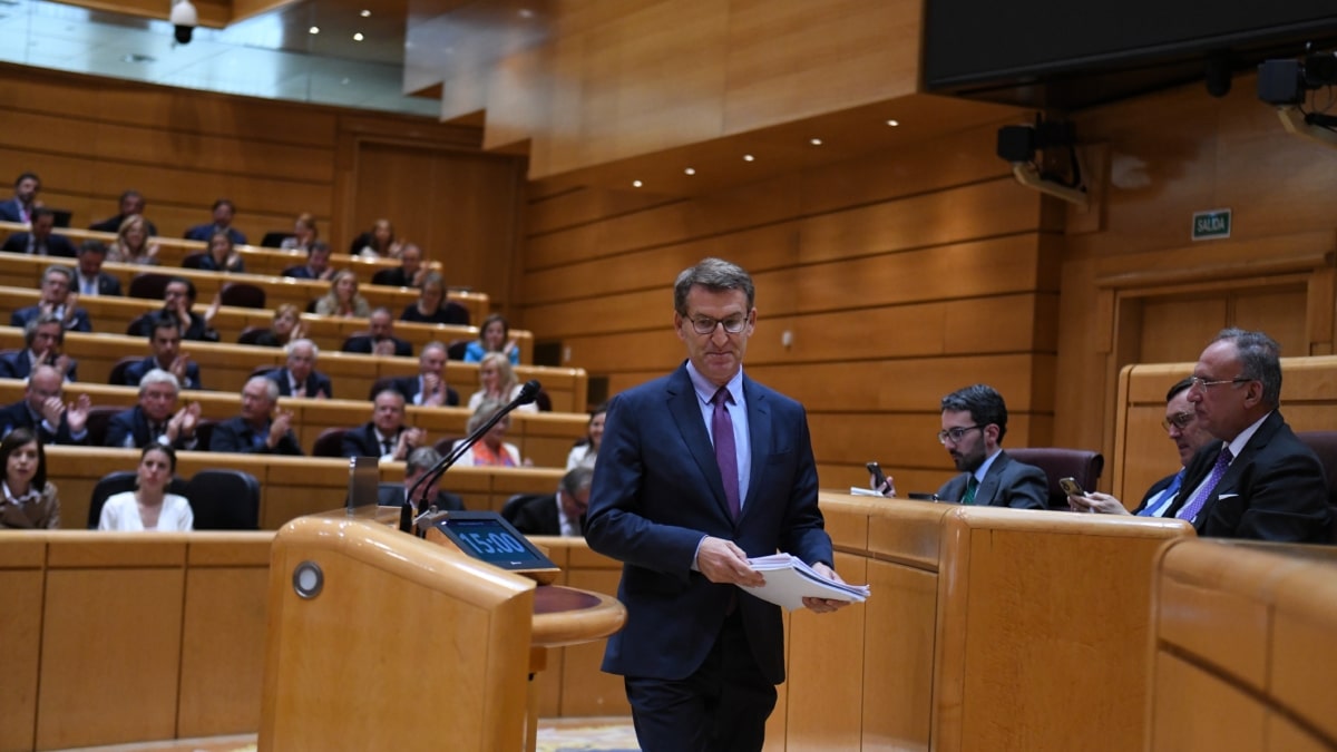 Feijóo no acudirá al acto del Senado con sus barones en contra de las "cesiones" a ERC y Junts