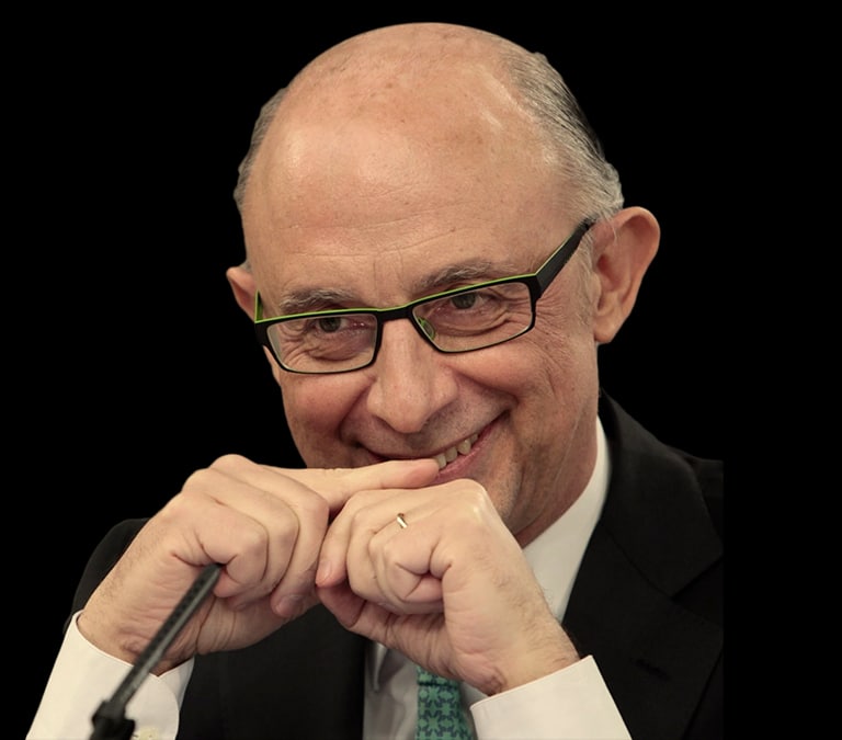 Así utilizaba Montoro su poder en Hacienda
