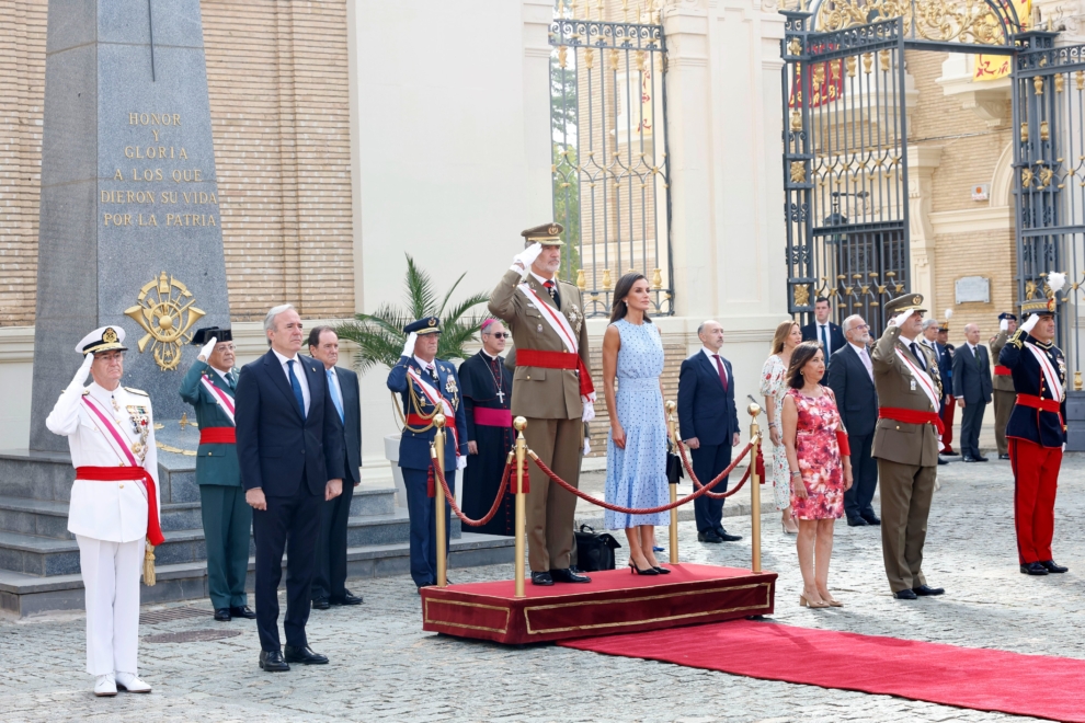 LOS REYES EN LA JURA DE BANDERA DE LA PRINCESA LEONOR