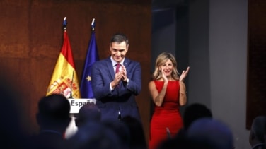 Yolanda y Pedro escriben su carta a los Reyes Magos