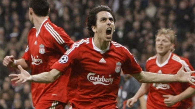 Yossi Benayoun con el Liverpool Yossi Benayoun