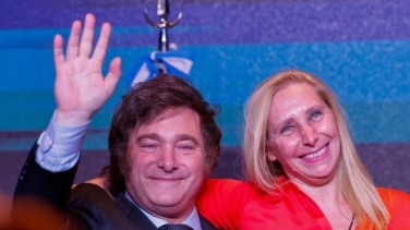 El ultraliberal Milei será el presidente de Argentina al imponerse al peronista Massa