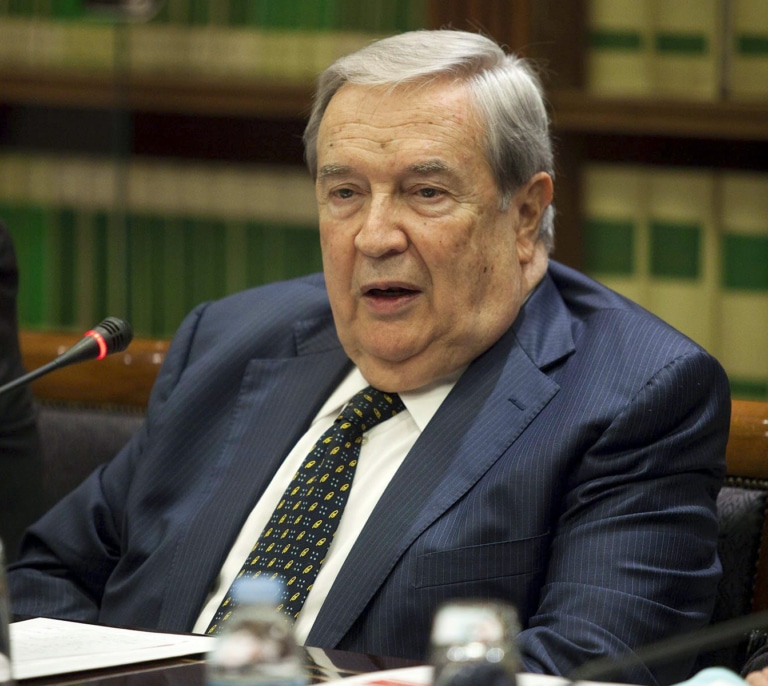 Muere Jerónimo Saavedra, primer presidente de Canarias y exministro socialista