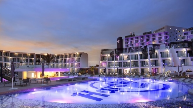 Hard Rock Hotel Ibiza de Palladium Hotel Group.