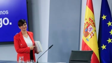 El Gobierno envía la ley de amnistía a Bruselas y llama a la calma para que la investidura discurra con "normalidad"