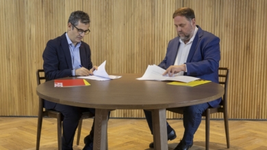 PSOE y ERC acuerdan aplazar la reunión de la mesa de diálogo por el adelanto electoral