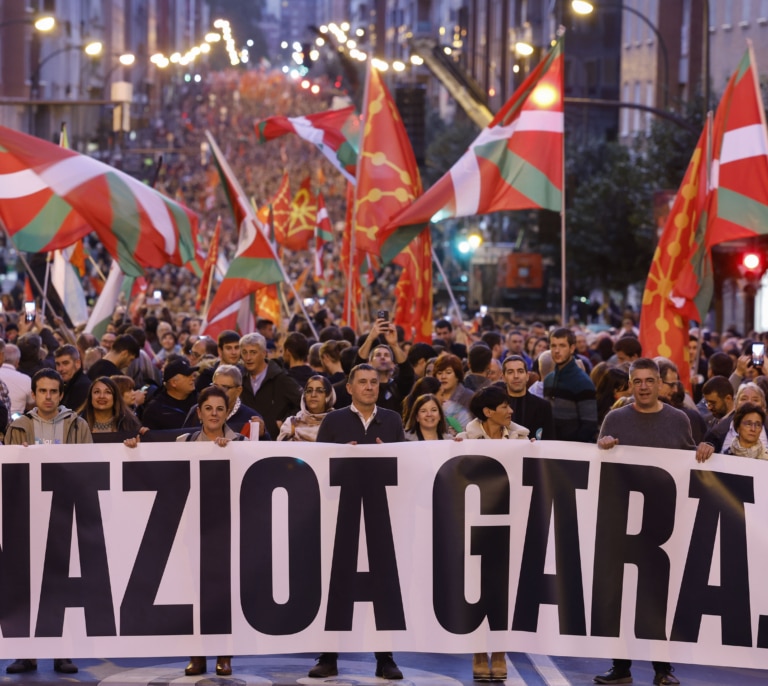 "Somos nación": el grito de Otegi en Bilbao dos días después de investir a Sánchez
