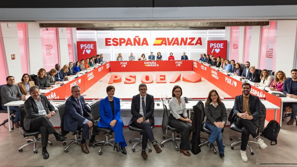 El secretario general del PSOE y presidente del Gobierno, Pedro Sánchez, preside la reunión de la ejecutiva federal del partido, este 27 de noviembre de 2023 en Ferraz.