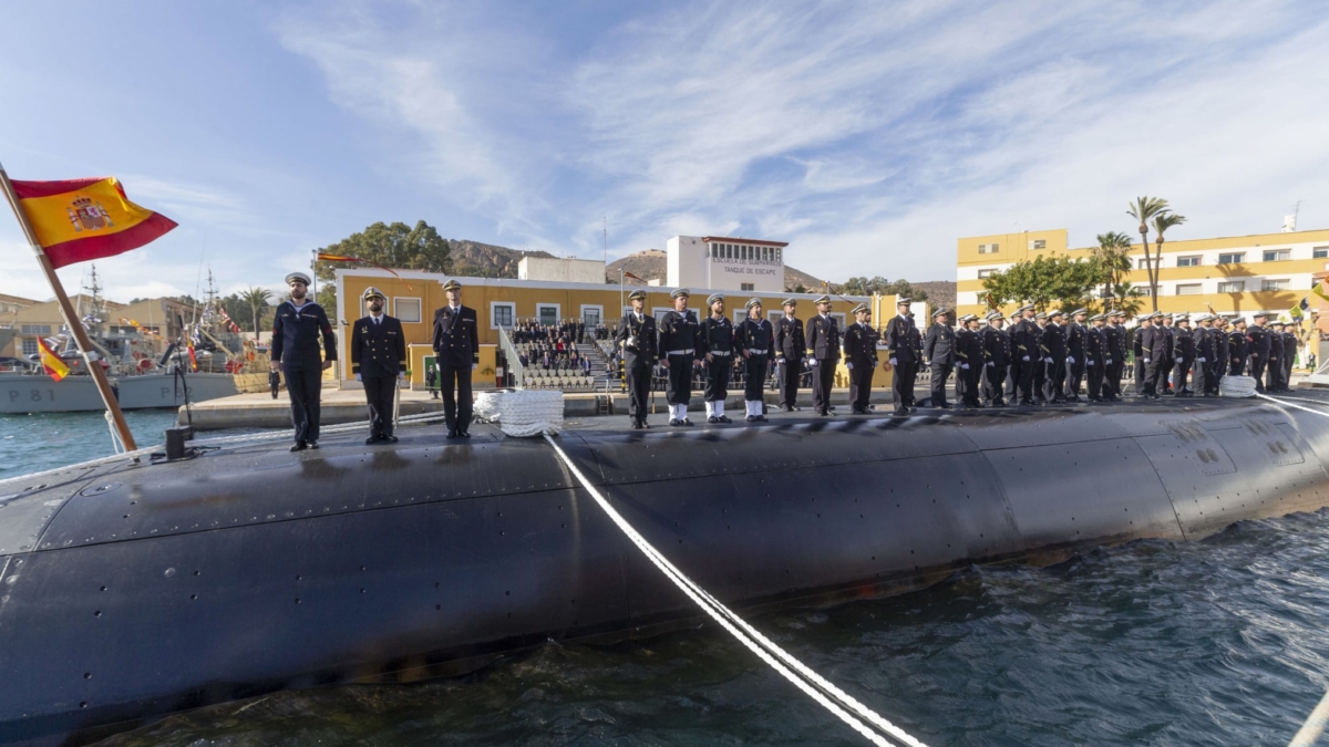La dotación del Submarino S-81, en Cartagena.