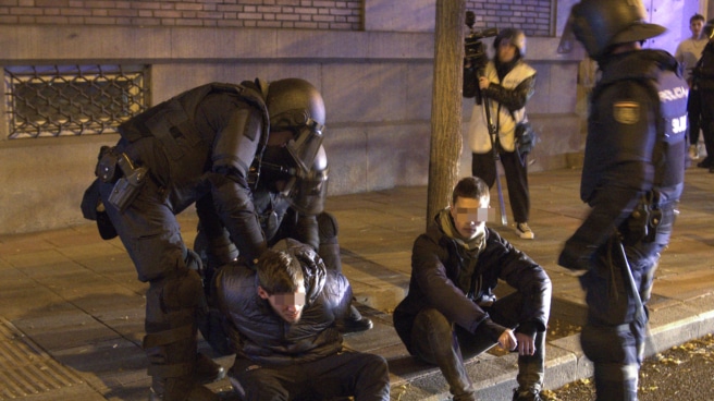 Detenciones de la Policía en Ferraz. Detenciones de la Policía en Ferraz.