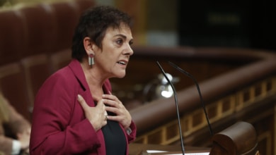 Bildu exige reconocer "las naciones sin Estado" y Sánchez se abre a debatirlo "en el marco de la Constitución"