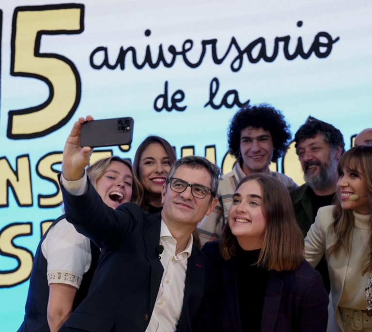 Bolaños realza el método de los 'padres' de la Constitución: "Fueron valientes"