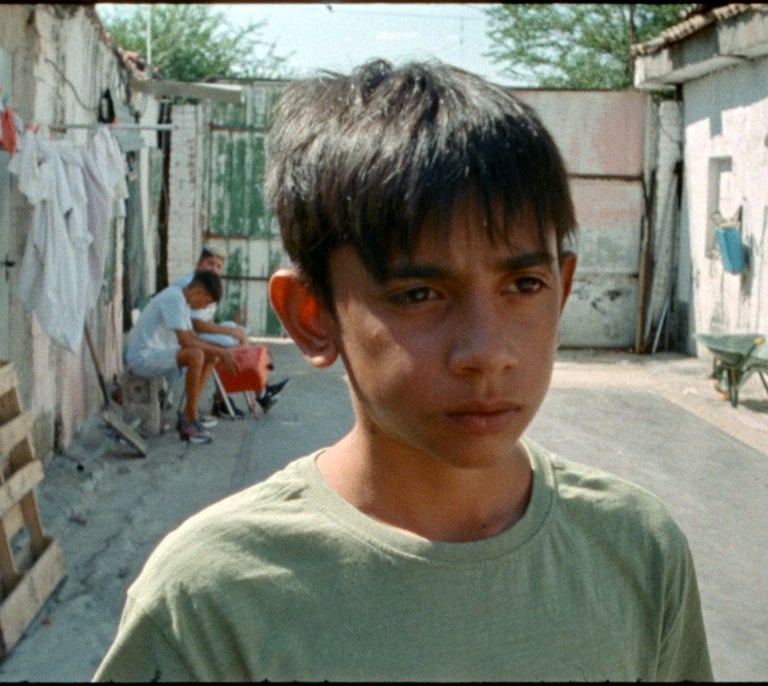 'Aunque es de noche', el cortometraje que llevó la Cañada Real a Cannes