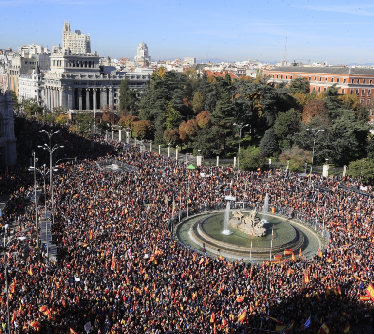 'No en mi nombre': miles de personas vuelven a clamar contra la amnistía en Cibeles