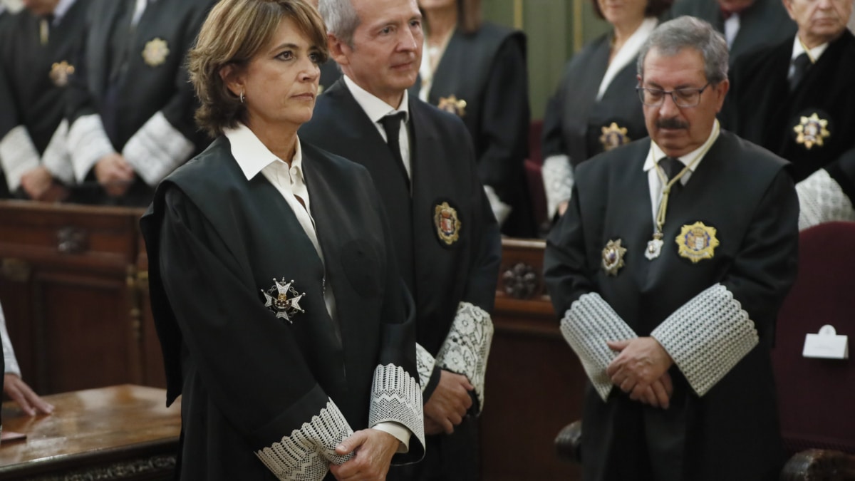 Fotografía de archivo de la letrada Dolores Delgado durante su ceremonia de jura o promesa como fiscal de Sala de la Fiscalía Togada del Alto Tribunal en el Tribunal Supremo.