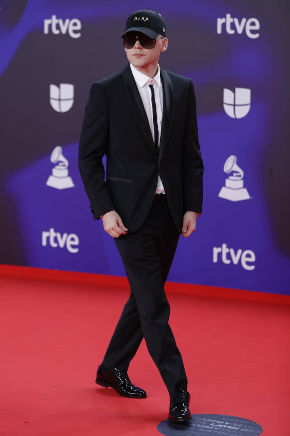 Bizarrap en la alfombra roja de los Latin Grammy en Sevilla