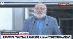 Savater en Cibeles: "Estoy de acuerdo con el Gobierno en que hay que escoltar a Puigdemont, que lo escolten hasta Alcalá-Meco"