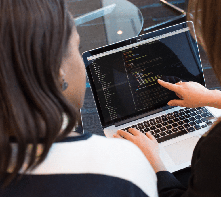 Los cursos online llegan al Black Friday: Hacking ético y DFIR a menor precio