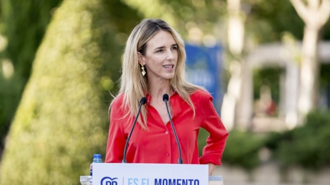 La diputada y candidata número 6 al Congreso de los Diputados por Madrid, Cayetana Álvarez de Toledo, durante un encuentro de campaña para las elecciones del 23J